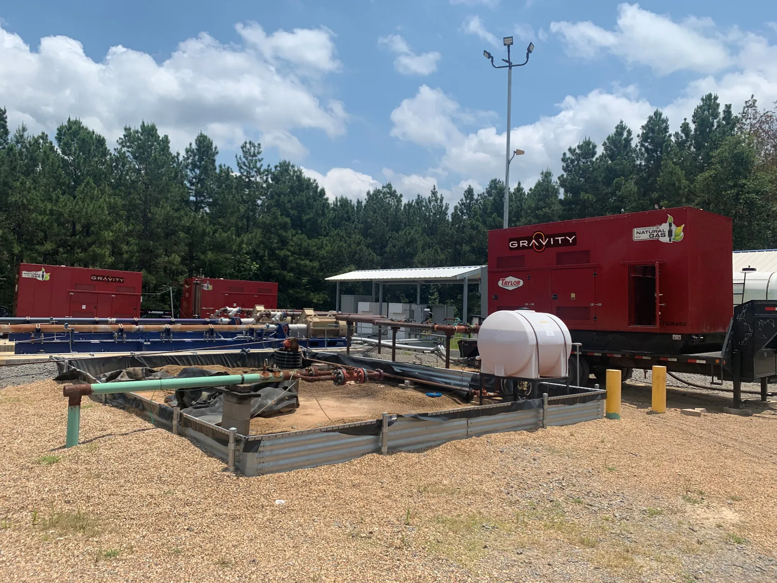 Natural gas generator powering a site